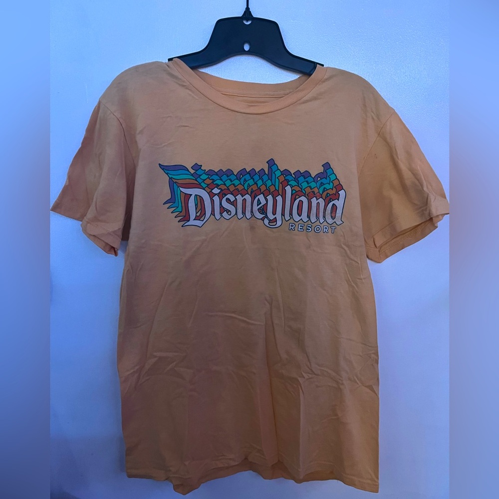 Authentic Disneyland Resort T-Shirt Size M